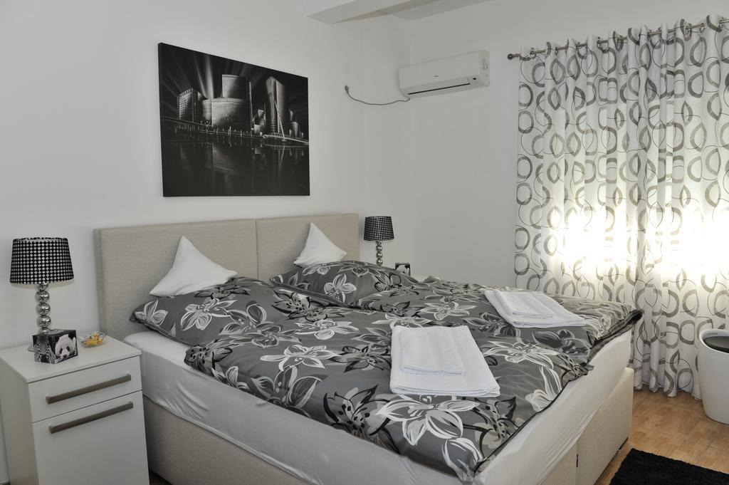 Apartment Jovana Niksic Room photo